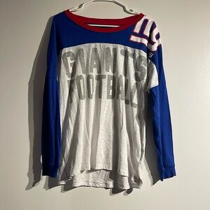 Long sleeve New York Giants tee!